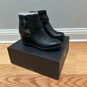 Sorel Joan of Arctic Wedge II Buckle Bootie